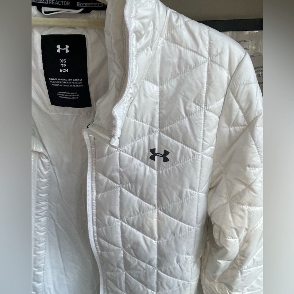 Under Armour Performance Quilted Jacket - image 3